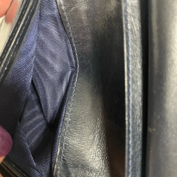 ✅SOLD✅AUTHENTIC VINTAGE GUCCI MINI COMPACT WALLET LEATHER - Picture 14 of 16